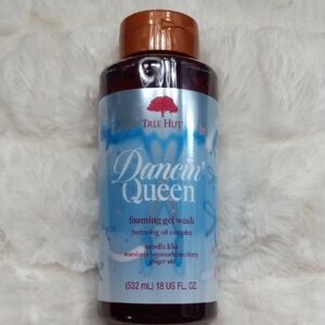 Tree Hut Dancin' Queen Foaming Gel Wash - Rich Brown